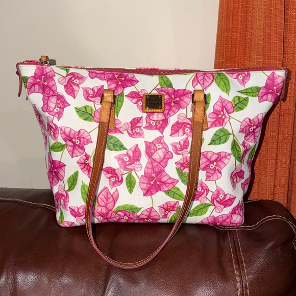 Dooney & Bourke Handbags - SOLD🔥🔥🔥Dooney & Bourke Pink Floral Zip Top Tote Shoulder Bag